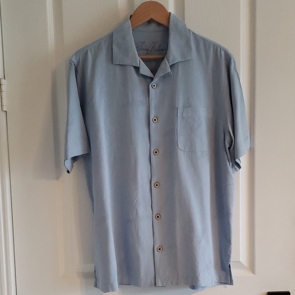 Tommy Bahama Light Blue Casual Button Down Shirt
